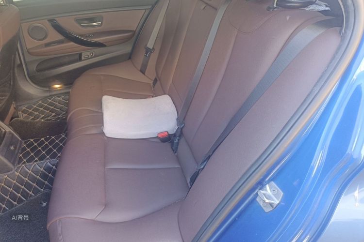 BMW 3 Series 2019 #19 BMW 3 Series 2019 car image #19
