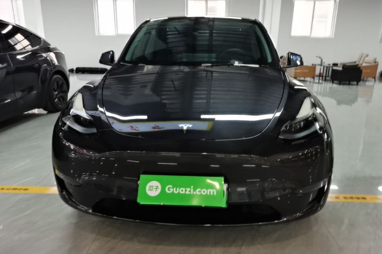 Tesla Model Y 2024 #3 Tesla Model Y 2024 immagine di auto #3