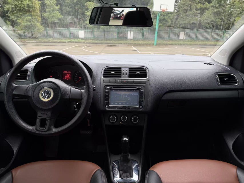 Volkswagen Polo 2014 #6 Volkswagen Polo 2014 car image #6
