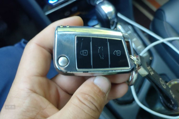 Volkswagen Tharu 2021 #10 Volkswagen Tharu 2021 car image #10