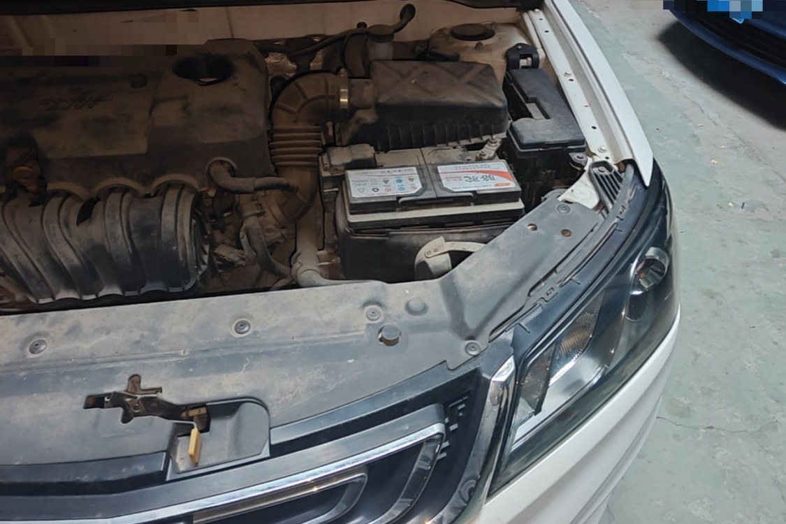 GEELY Emgrand 2017 car image #12