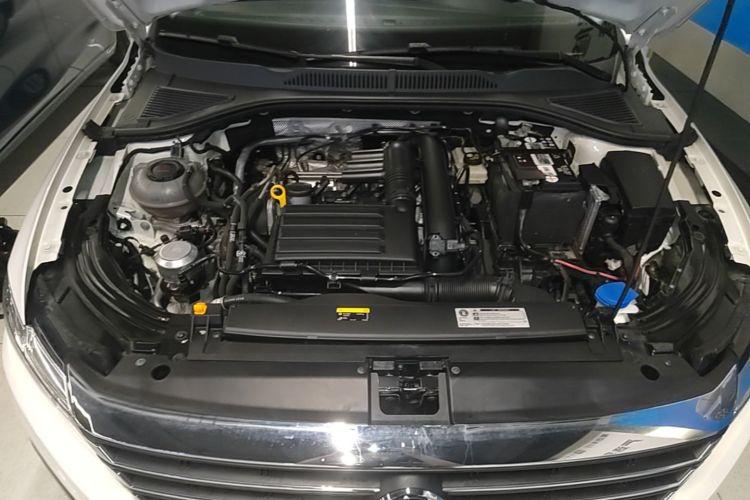 Volkswagen Lavida 2021 car image #22