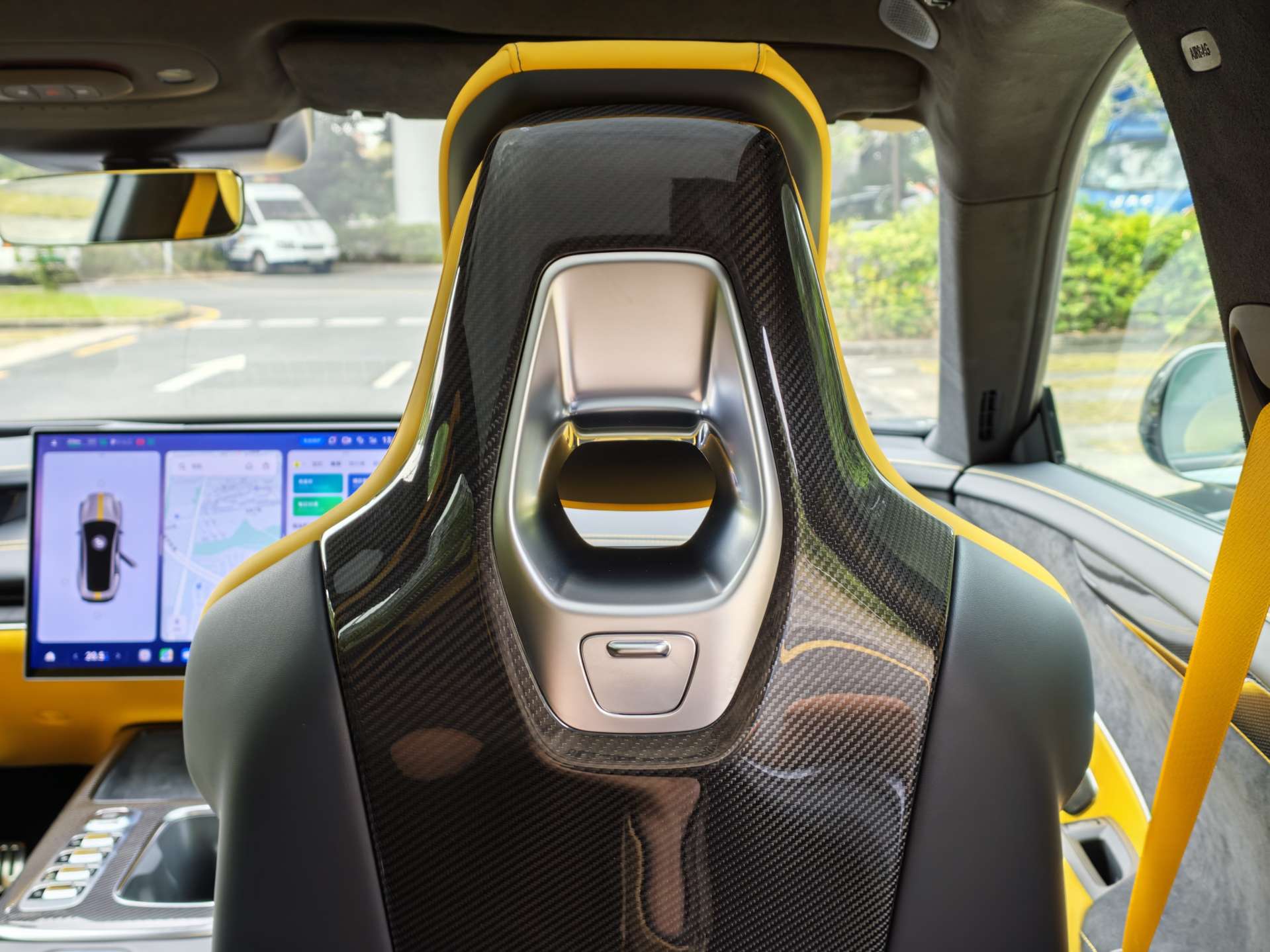 MI SU7 Ultra 2025 #18 MI SU7 Ultra 2025 car image #18