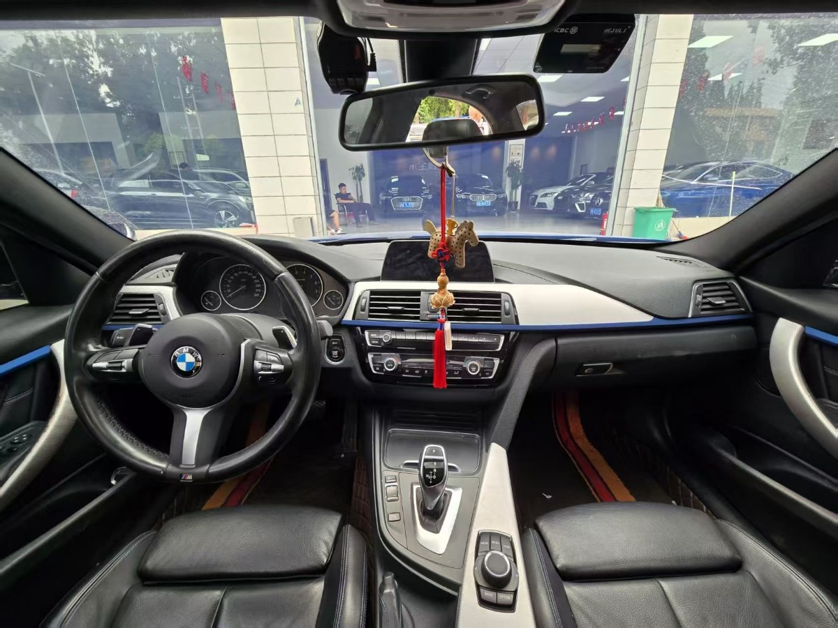 BMW 3 Series 2018 #6 BMW 3 Series 2018 car image #6