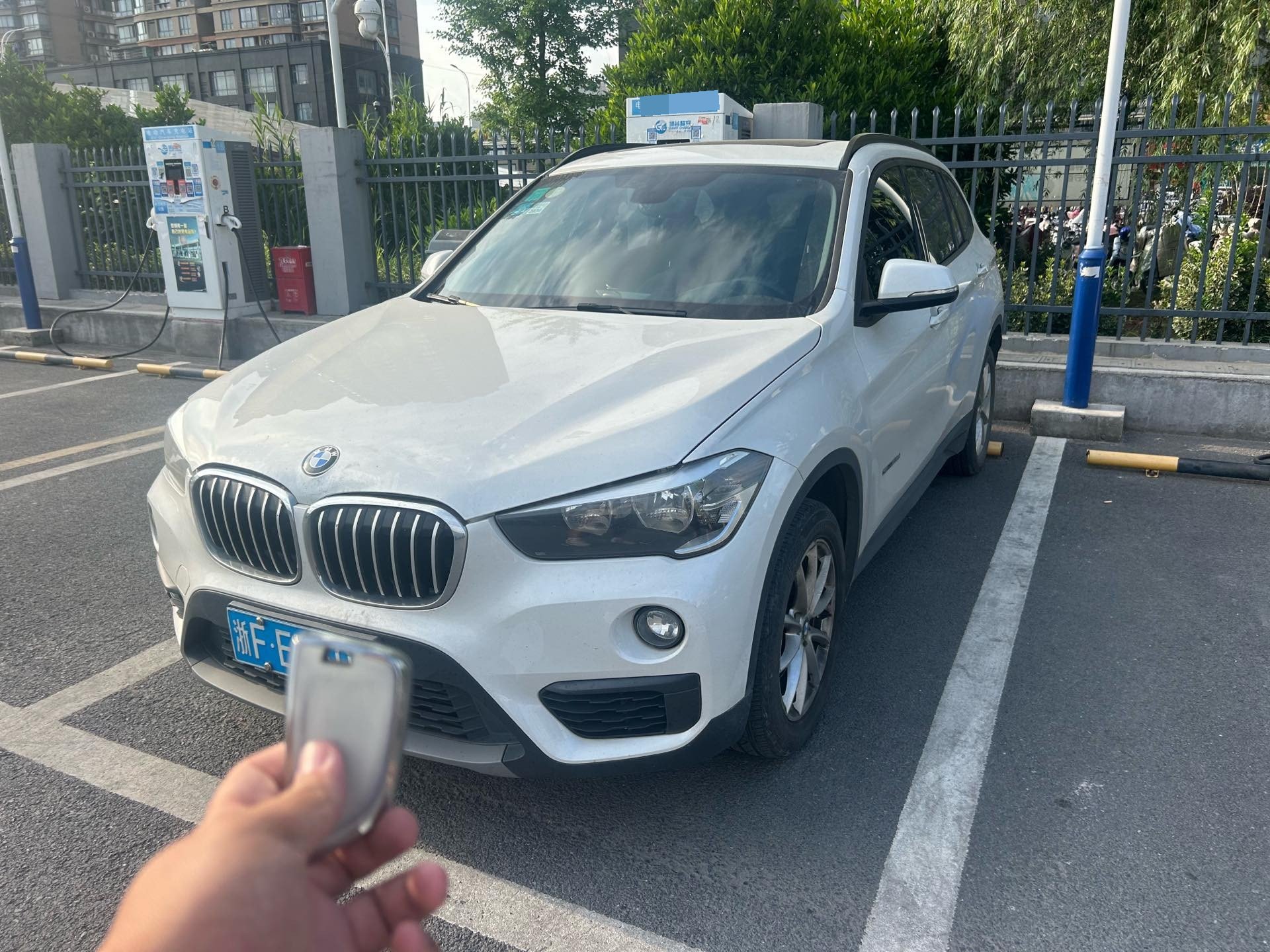 BMW X1 2016 car image 