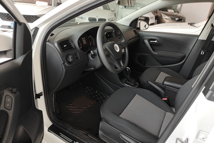 Volkswagen Polo 2019 #15 Volkswagen Polo 2019 car image #15