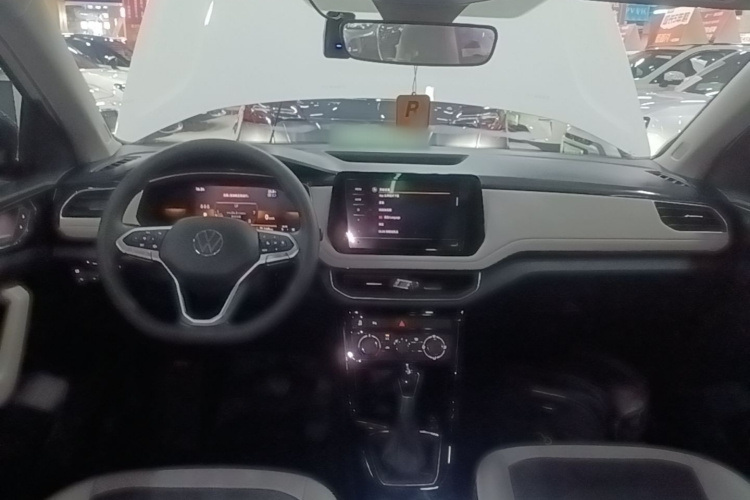 Volkswagen Tharu 2025 car image #11