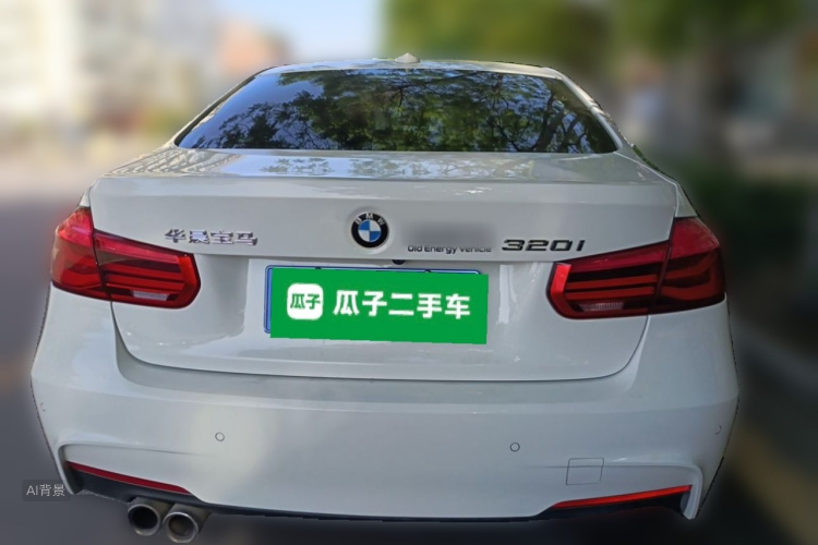 BMW 3 Series 2019 car image #6