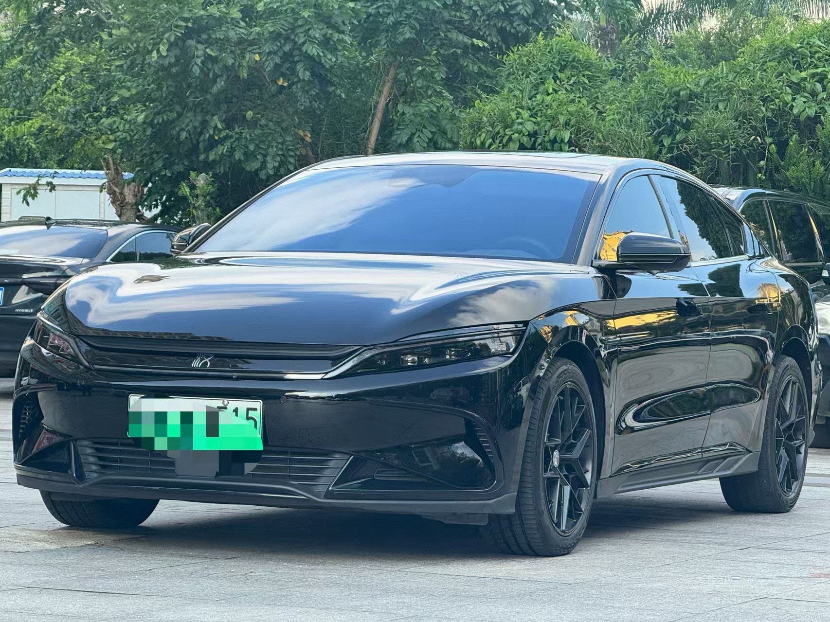 BYD Han 2023 car image 