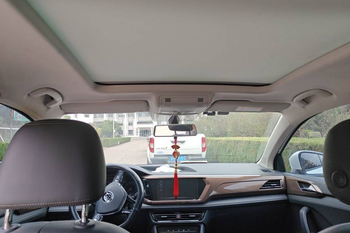 Volkswagen Tharu 2021 car image #20