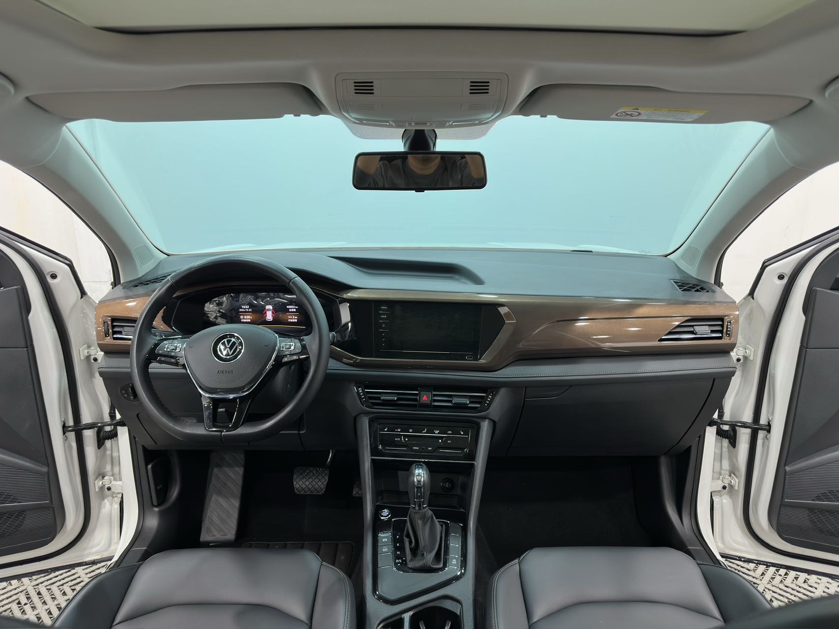 2023 #5 2023 immagine di auto #5