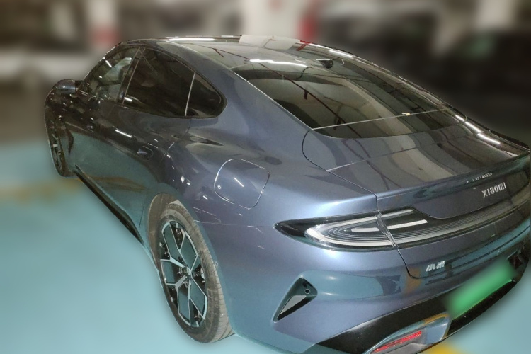MI SU7 2024 car image #5