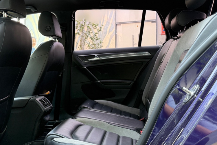 Volkswagen Golf 2019 #13 Volkswagen Golf 2019 car image #13
