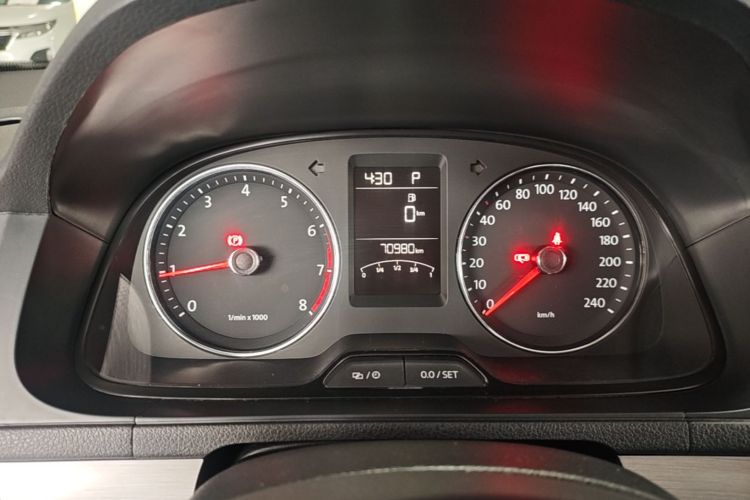 Volkswagen Lavida 2016 imagen de coche #16