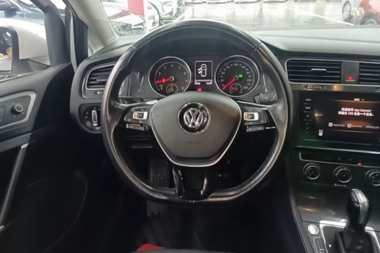 Volkswagen Golf 2020 #15 Volkswagen Golf 2020 car image #15