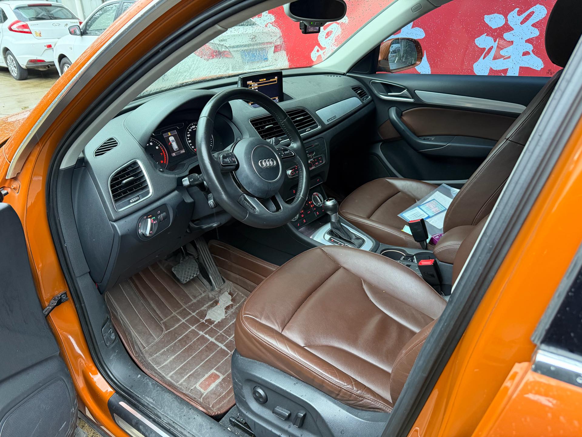 Audi Q3 2020 car image #4