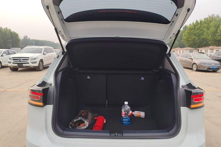 Volkswagen Tharu 2024 car image #19