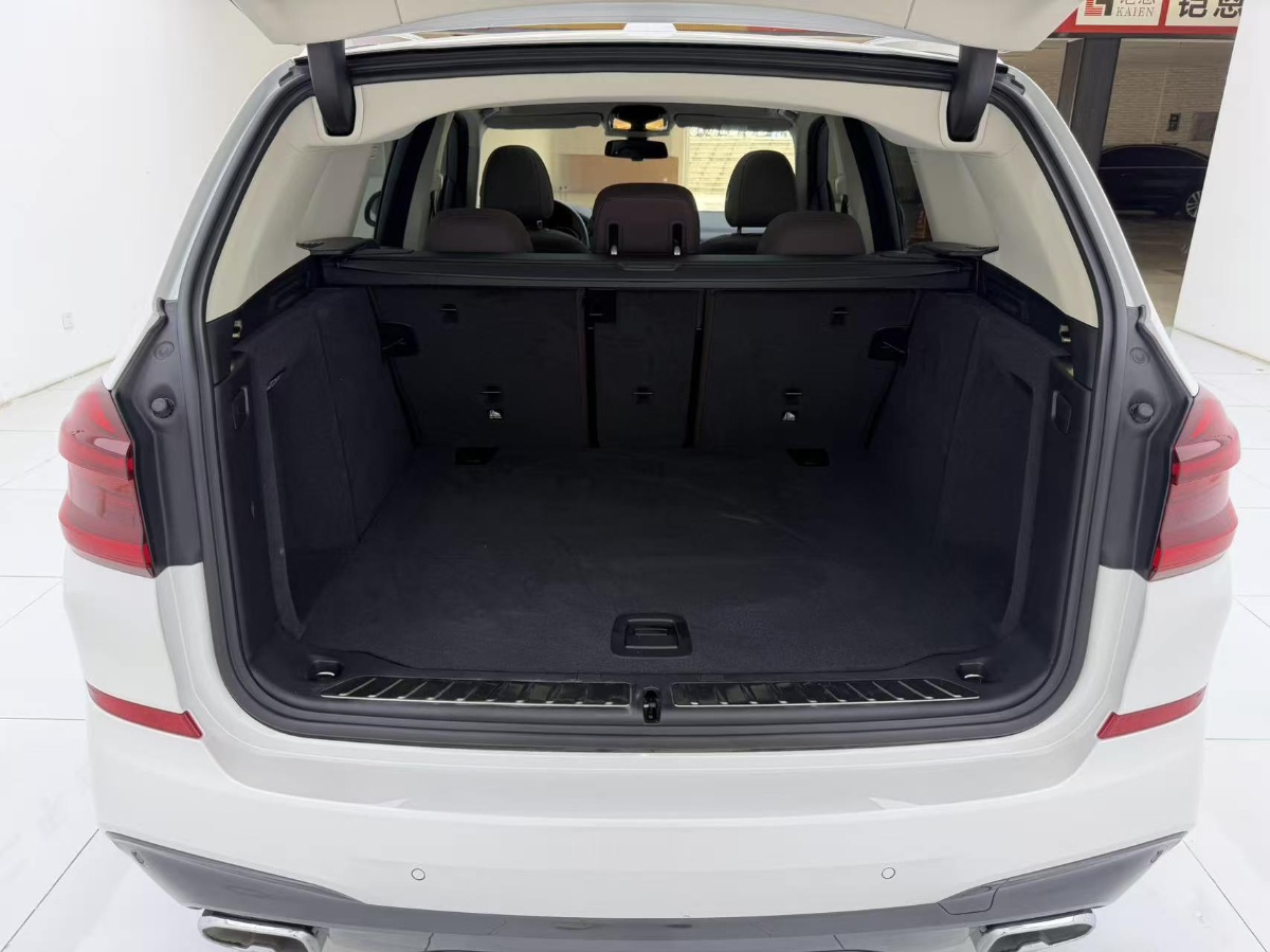 BMW X3 2021 car image #9
