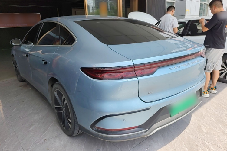 BYD Han 2023 #5 BYD Han 2023 car image #5
