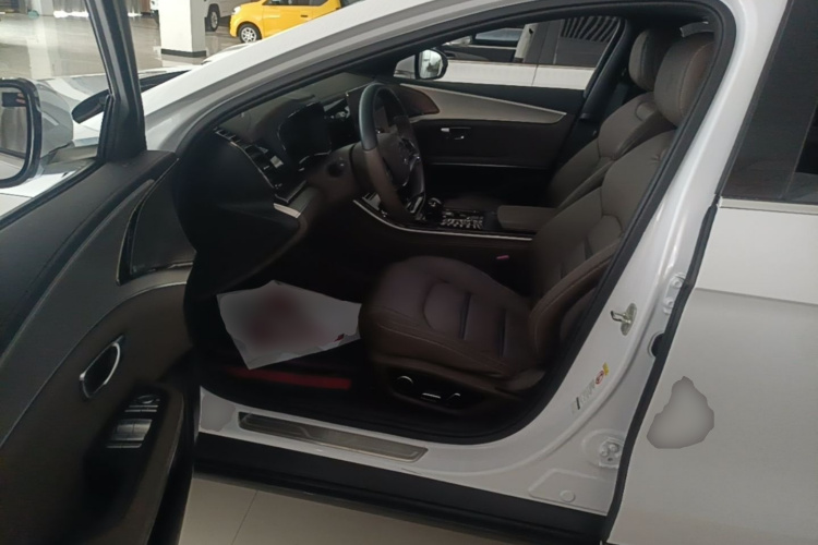 BYD Han 2022 صورة سيارة #16