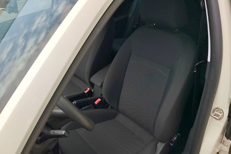 Volkswagen Lavida 2016 car image #15