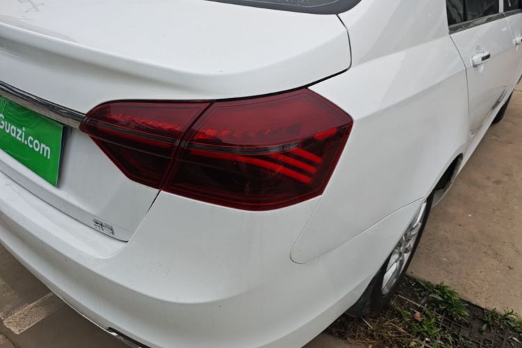 GEELY Emgrand 2020 #8 GEELY Emgrand 2020 car image #8