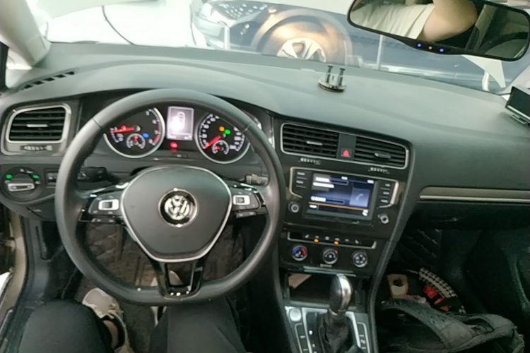 Volkswagen Golf 2017 #10 Volkswagen Golf 2017 car image #10