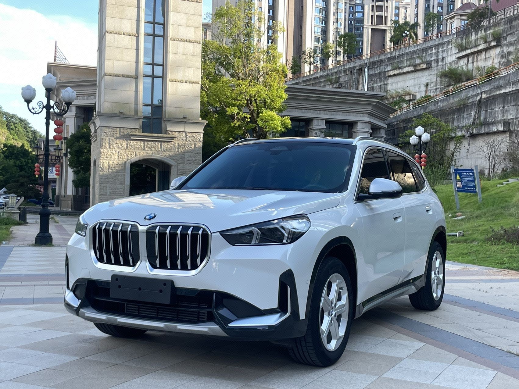 BMW X1 2023 BMW X1 2023 car image