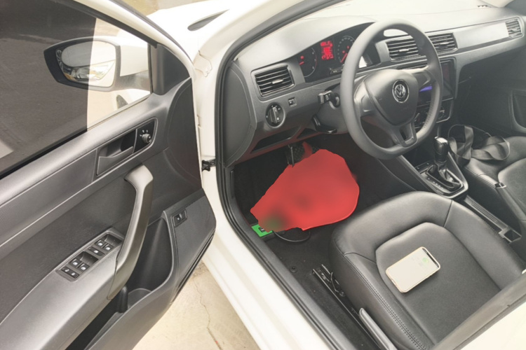 Volkswagen Santana 2020 car image #12