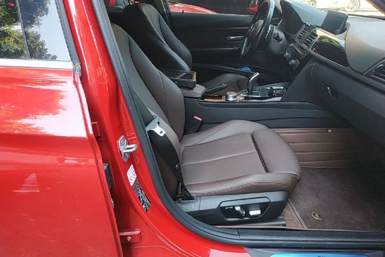 BMW 3 Series 2018 #24 BMW 3 Series 2018 car image #24
