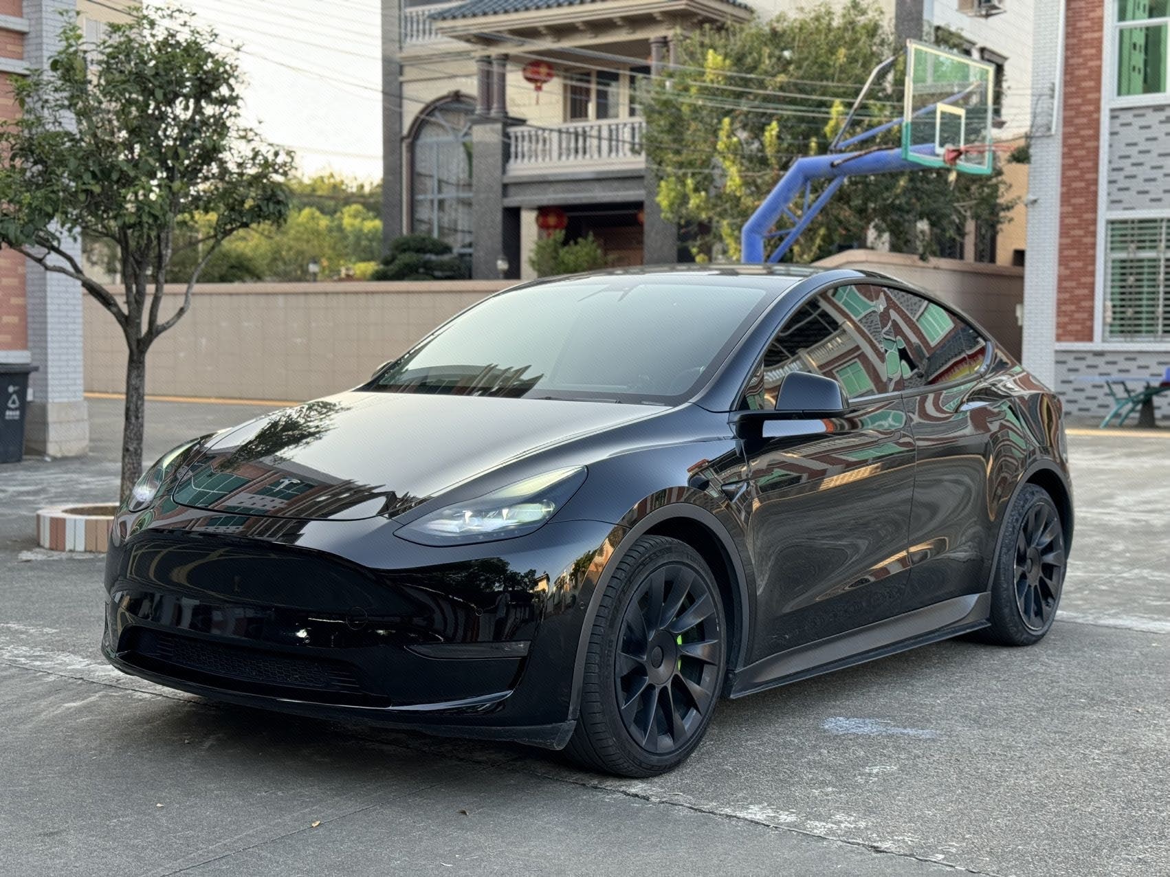 Tesla Model Y 2021 Tesla Model Y 2021 car image