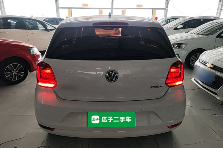 Volkswagen Polo 2017 car image #6