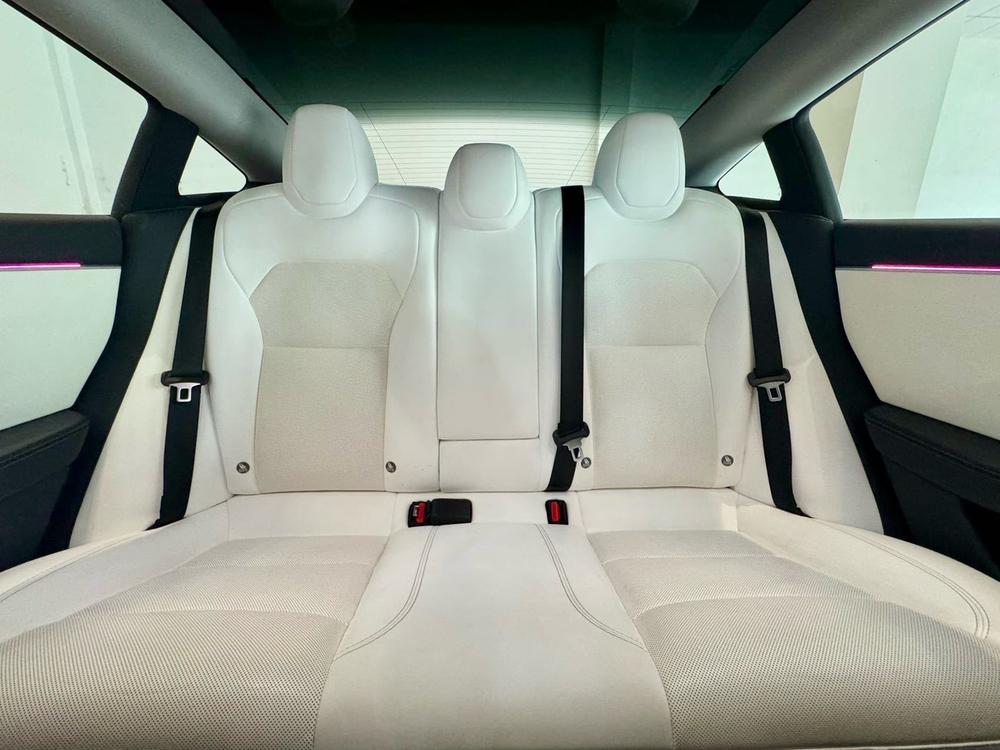 Tesla Model 3 2024 #16 Tesla Model 3 2024 car image #16