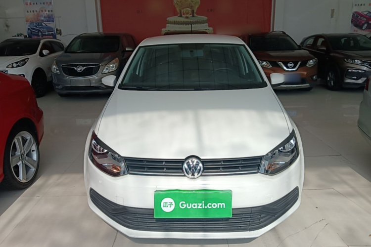 Volkswagen Polo 2018 car image #3