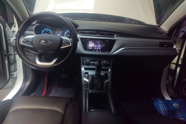 GEELY Emgrand 2020 car image #7