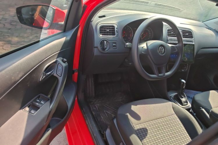Volkswagen Polo 2016 #16 Volkswagen Polo 2016 car image #16