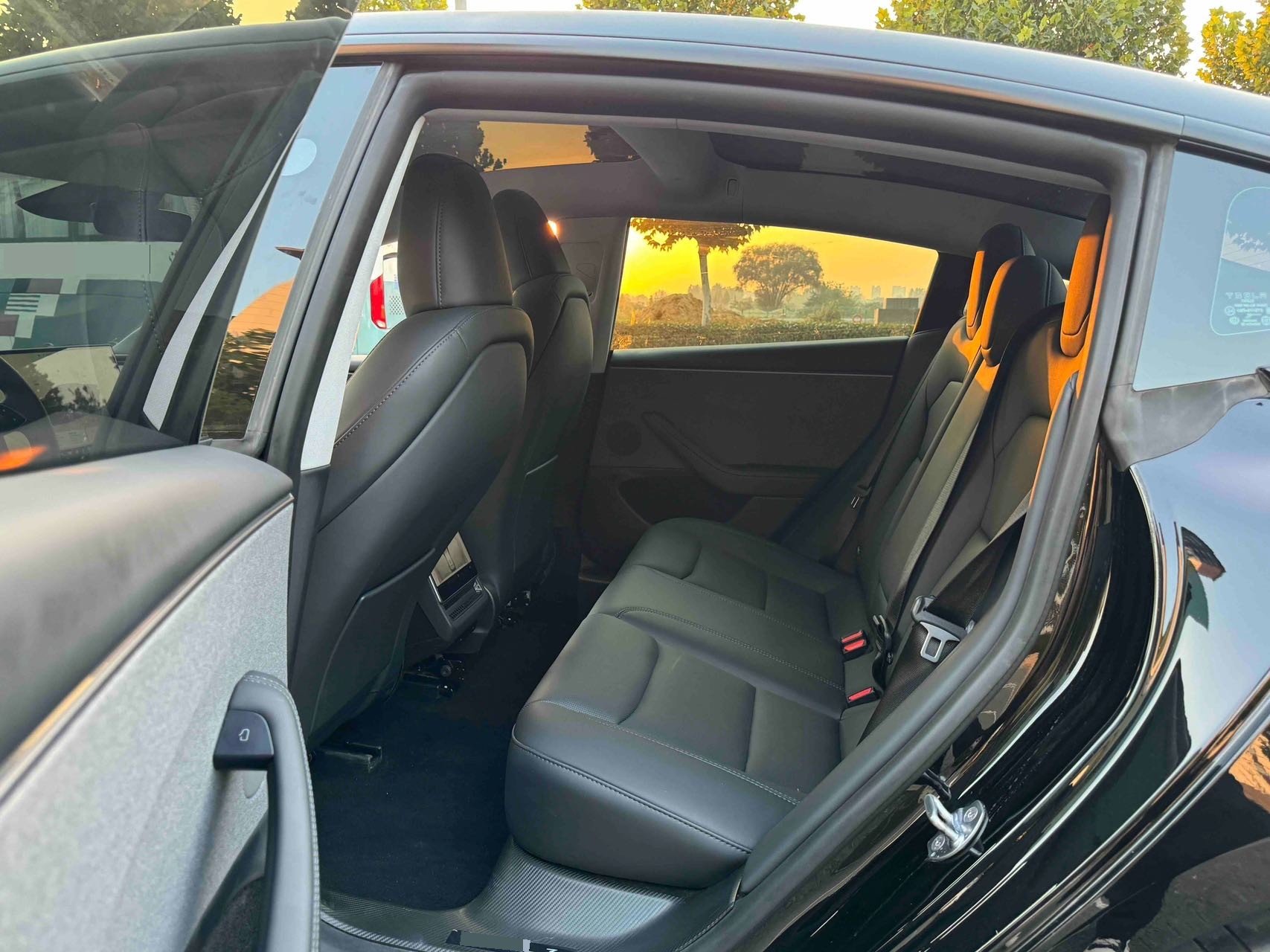 Tesla Model 3 2025 #5 Tesla Model 3 2025 صورة سيارة #5