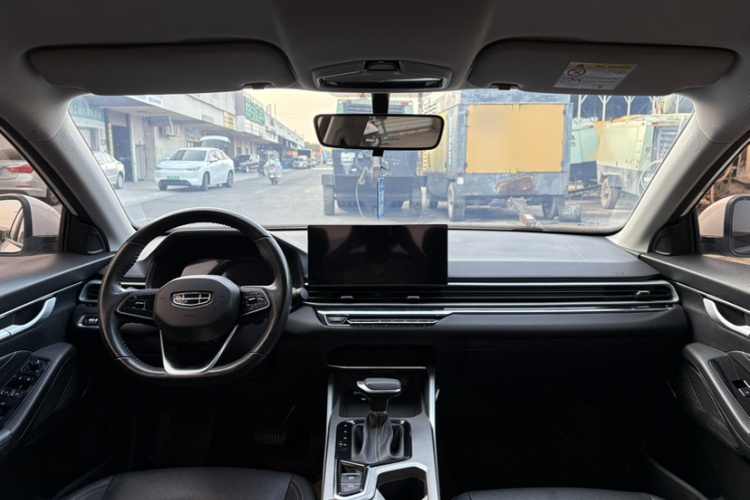 GEELY Emgrand 2023 #9 GEELY Emgrand 2023 car image #9