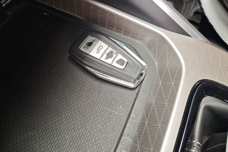 GEELY Emgrand 2022 car image #9