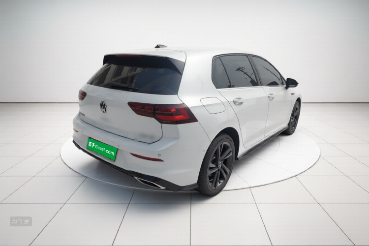 Volkswagen Golf 2024 imagen de coche #5