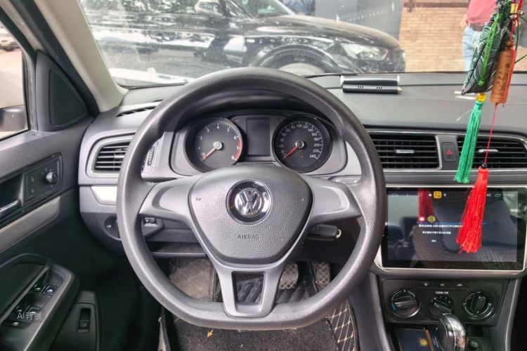 Volkswagen Lavida 2019 immagine di auto #12