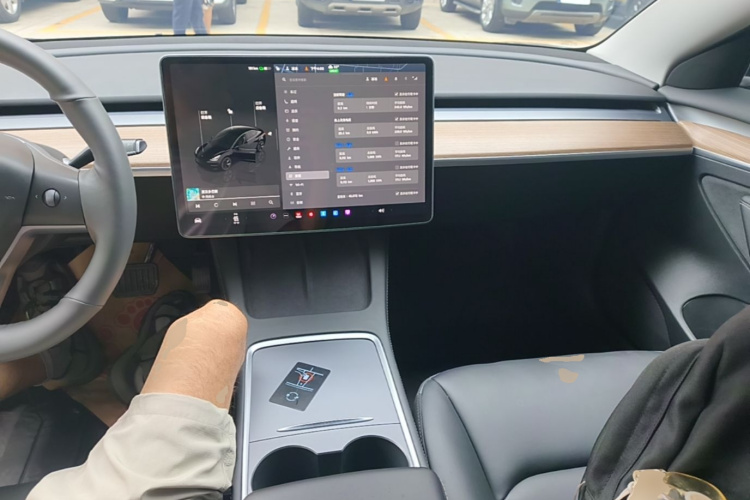 Tesla Model 3 2023 #10 Tesla Model 3 2023 immagine di auto #10