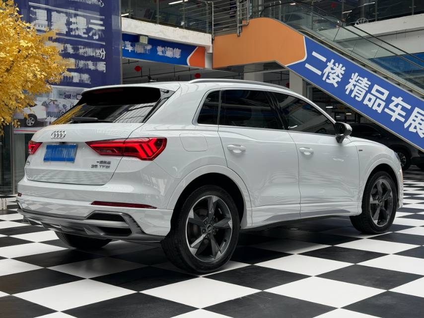 Audi Q3 2021 #6 Audi Q3 2021 car image #6