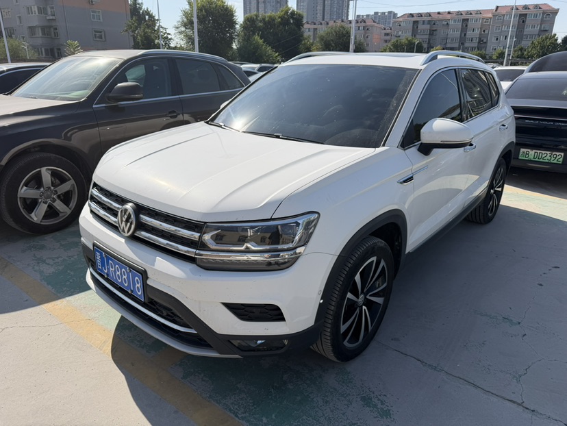 Volkswagen Tharu 2019 Volkswagen Tharu 2019 car image