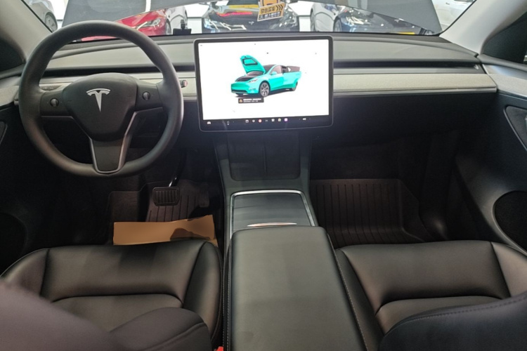 Tesla Model Y 2024 #11 Tesla Model Y 2024 car image #11
