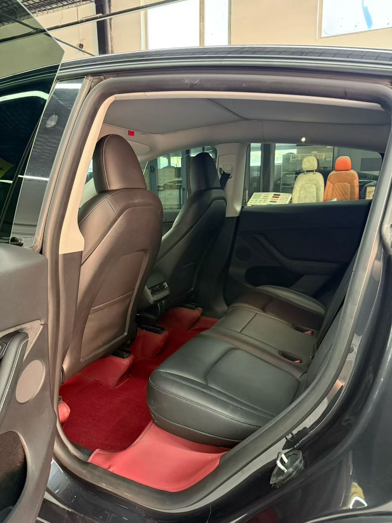 Tesla Model Y 2024 car image #6