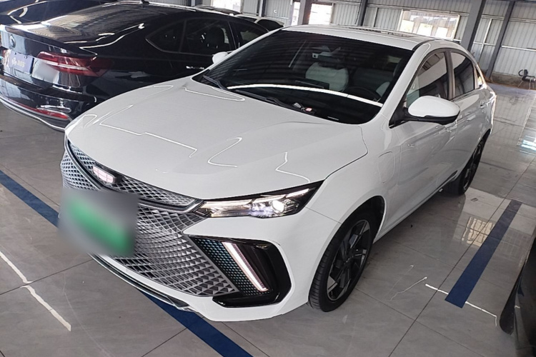 GEELY Emgrand L HiP 2022 car image #2