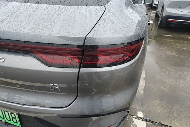 BYD Han 2022 car image #8