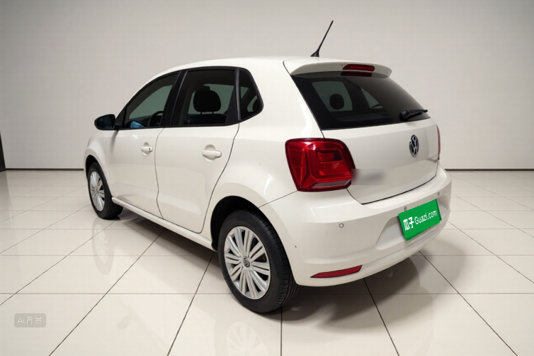 Volkswagen Polo 2019 car image #5