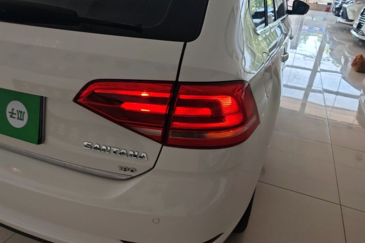 Volkswagen Santana 2017 car image #8